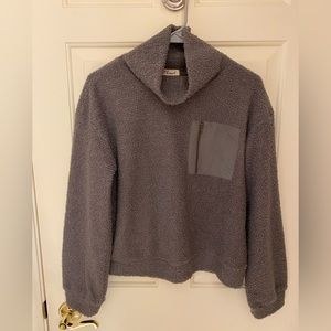 Grey Teddy Sweater, M